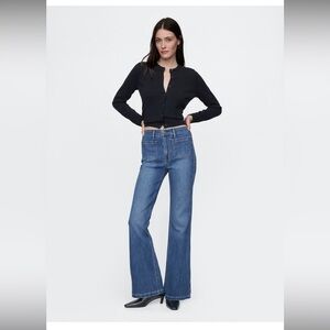 Gap high rise 70’s flare jean 26 petite medium indigo